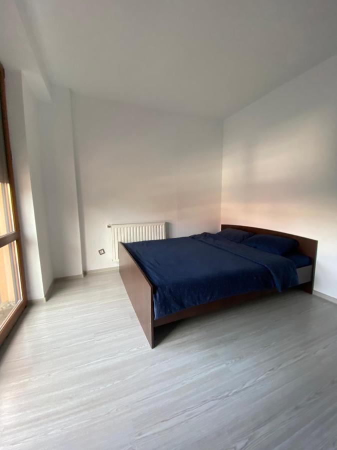 Apartament 3 Camere Bacău Exteriör bild